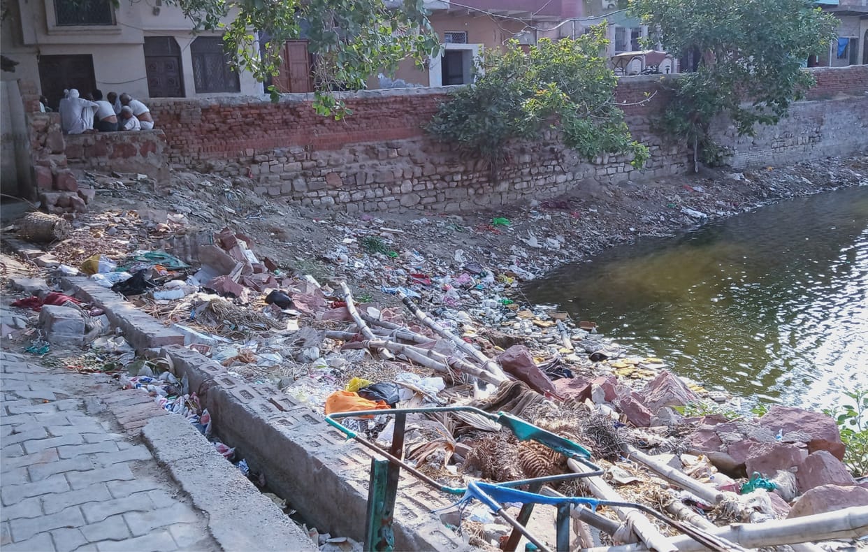 Wall of Ratnakar Sarovar collapsed in three years