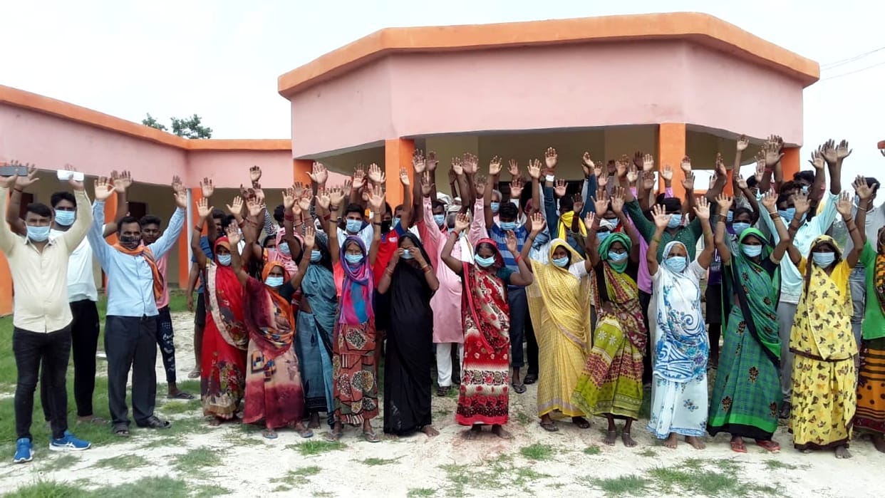 Villagers protesting demanding quota shop in the village