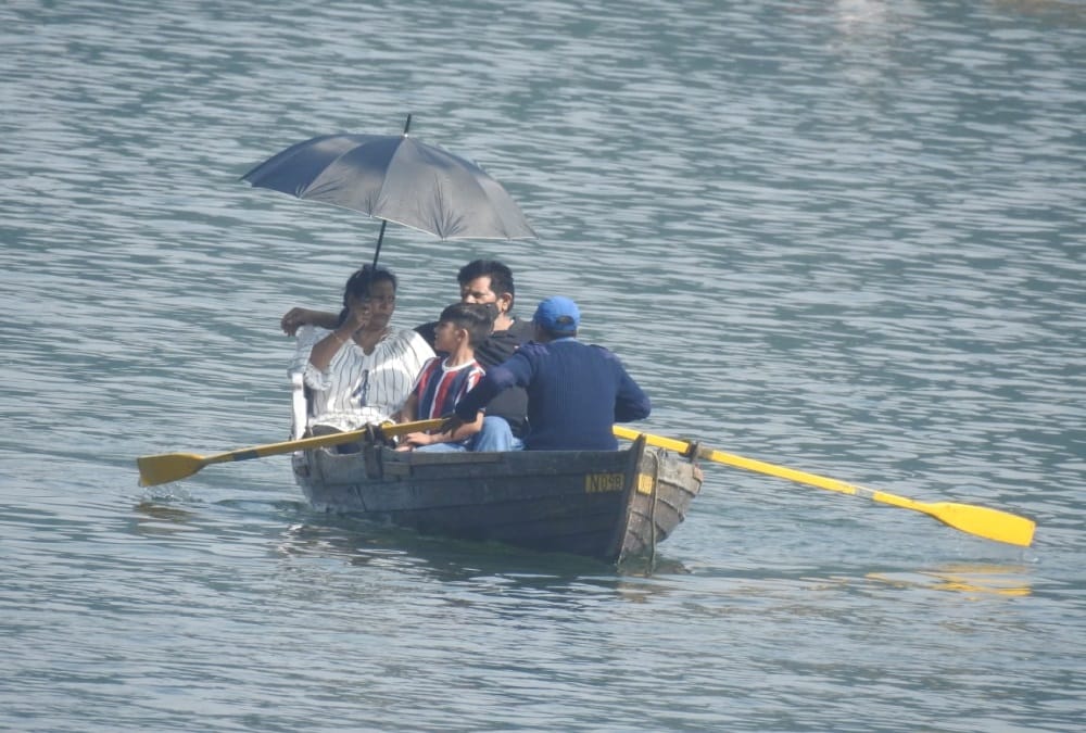 Uttarakhand News: Nainital Full with tourist crowd and Parking Also Full on weekend