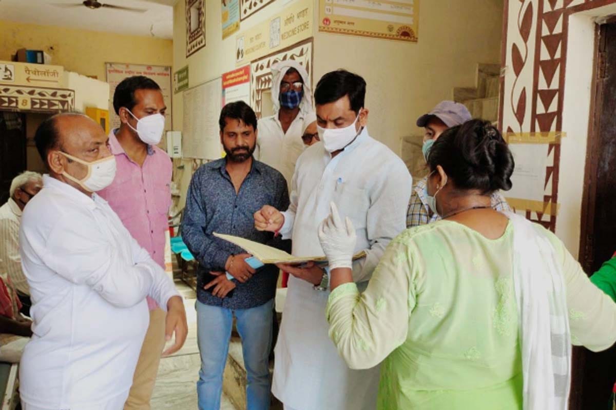 Meerut: MLA Somendra Tomar did inspection of primary health center