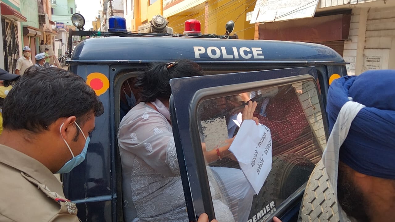 two year old girl Dead body thrown in drain after Sexsual Harasment
