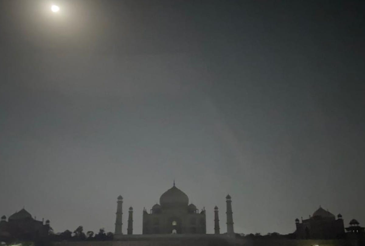 taj mahal will open for night view on august 21