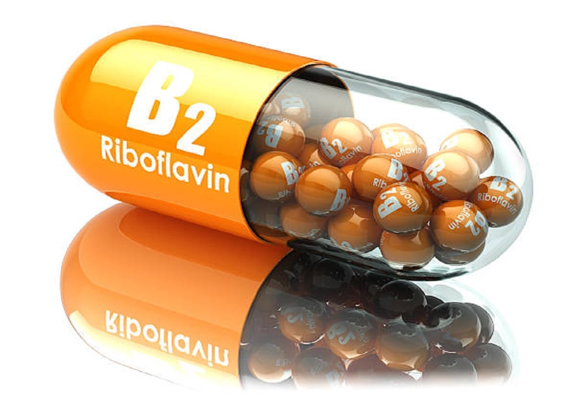 Signs and Symptoms of Vitamin B2 deficiency diseases in hindi