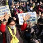 प्रदर्शन करते कश्मीरी पंडिट