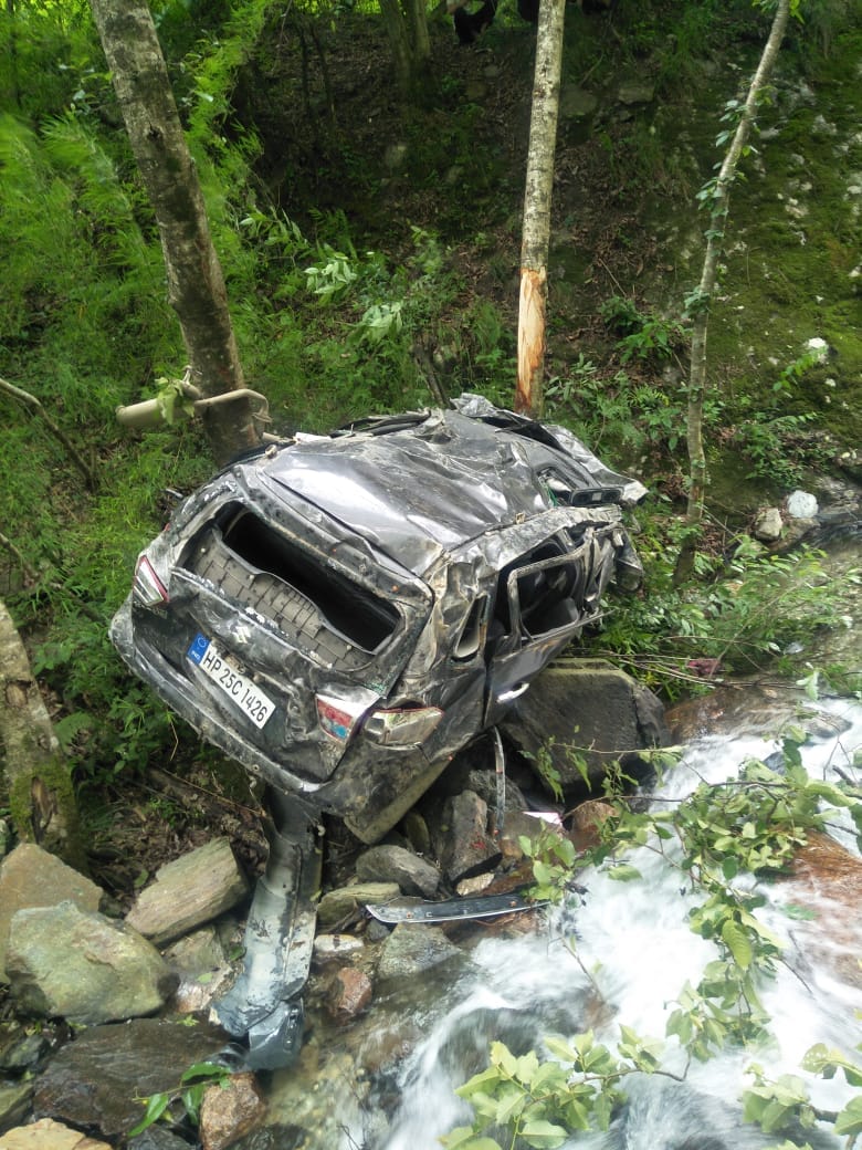 two died in car accident kinnu panchayat jhakri rampur