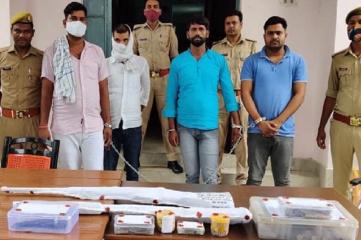 Illegal weapons recovered from former block chief house in Azamgarh police raid