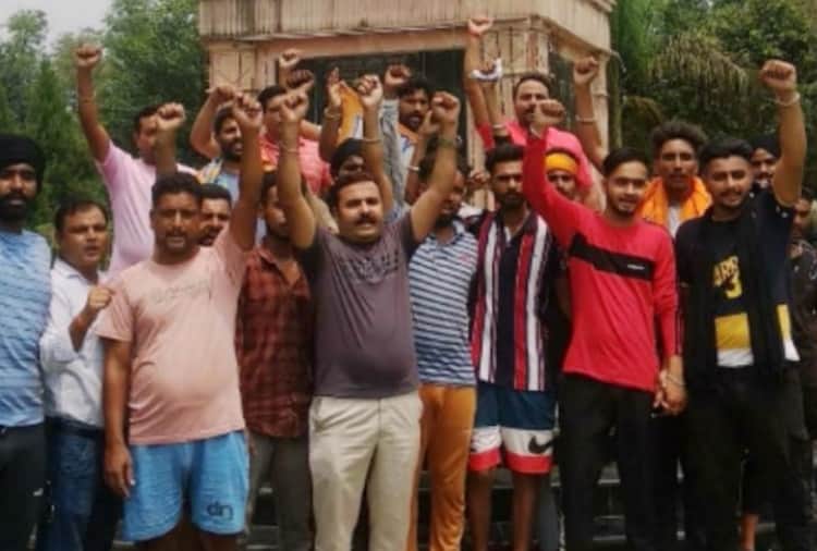 Movement against Article-370 started from Madhopur Village of Punjab  