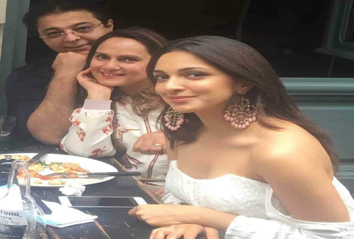 kiara advani mother genevieve advani fashionable photos