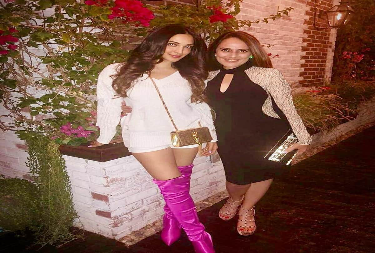 kiara advani mother genevieve advani fashionable photos
