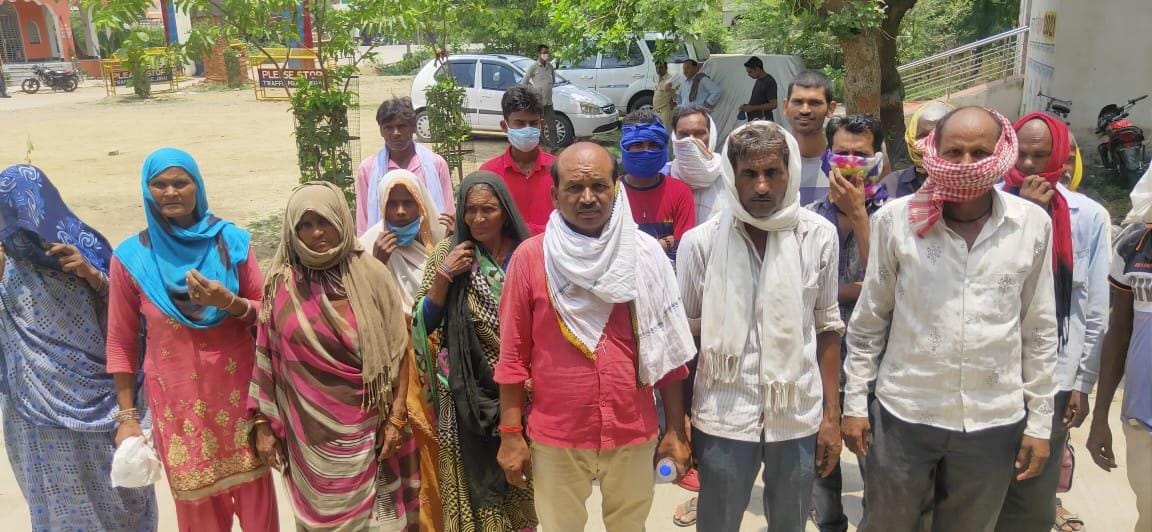 village,former,police,labour,work
