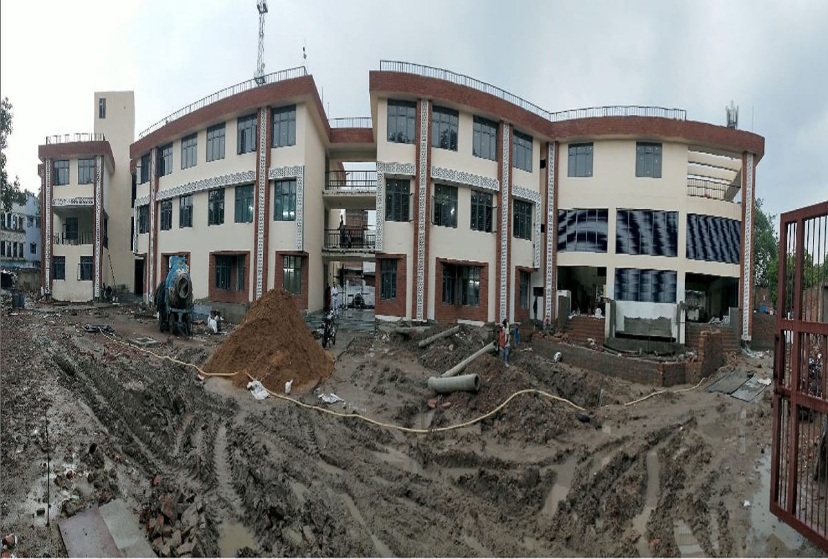 Three more schools will become smart like Machhodari Primary school in varanasi