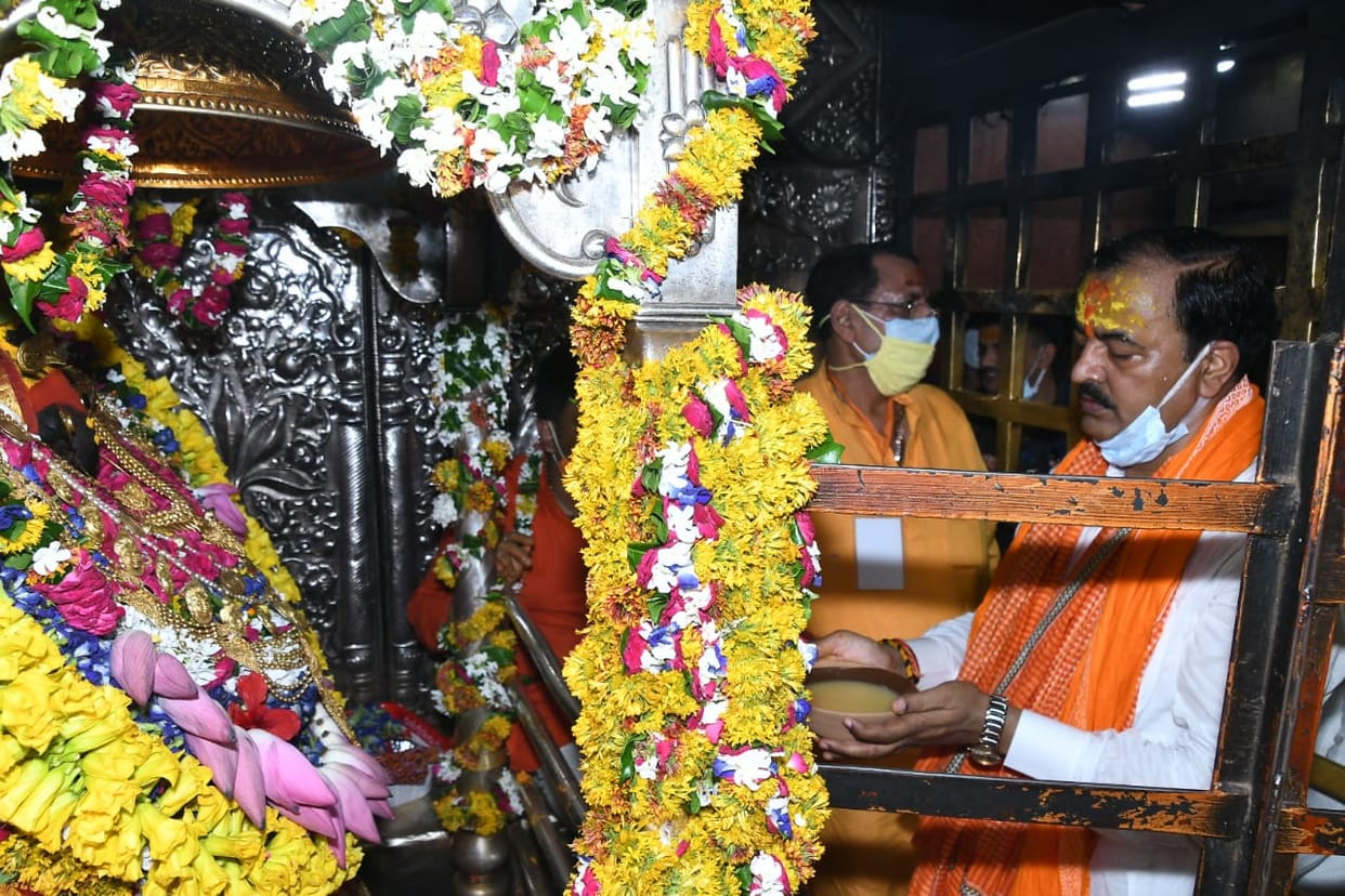 deputy chief minister keshav prasad maurya visit Mirzapur Vindhyachal worship of Ma Vindhyavasini