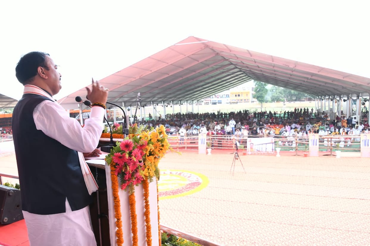 Keshav Prasad Maurya inaugurated and laid foundation stone for 1506 km road project to be constructed at a cost of Rs 14.55 billion
