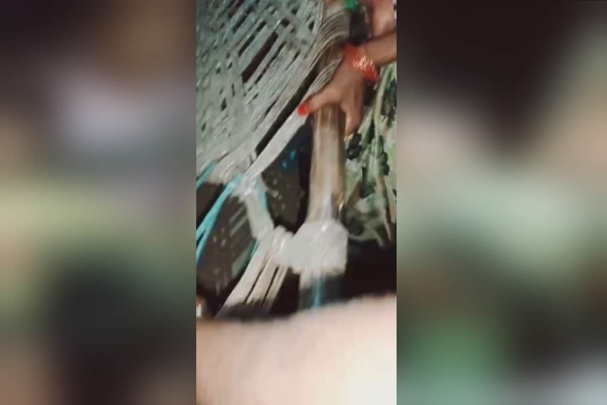 UP News: Two real brothers have been taken around wearing a garland of shoes in a village of Bijnor and video viral