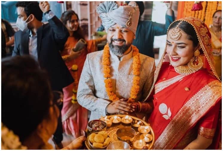 Angira Dhar And Love Per Square Feet Director Anand Tiwari Are Now Married