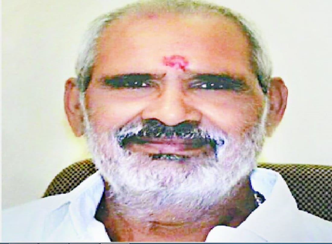 emergency 46th anniversary Police could not arrest former vice president of BHU due to beard