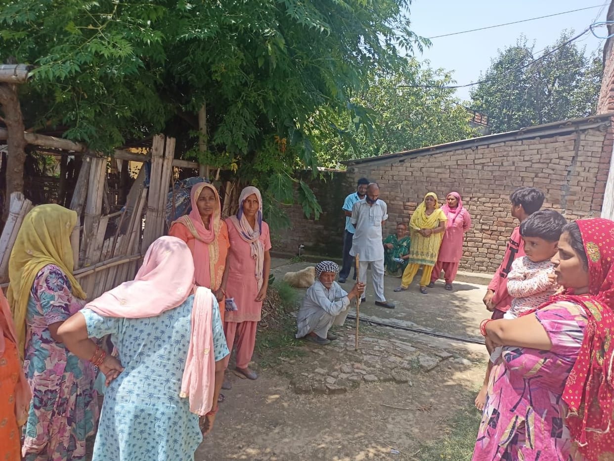 Gaushala ashes from fire in Shivpur, save cattle