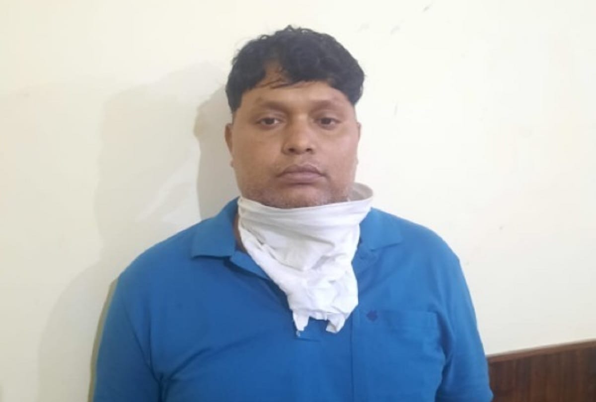 aligarh liquor case 25 thousand reward Anil arrested