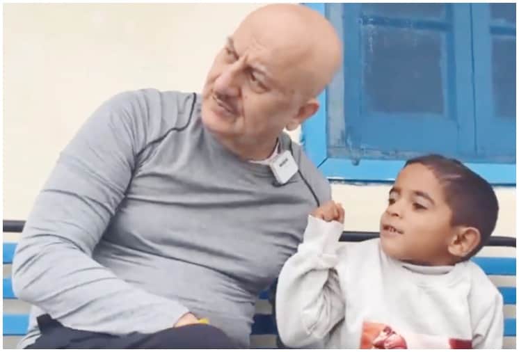 Anupam Kher promises to fund education to the 5 year child who recently lost his father