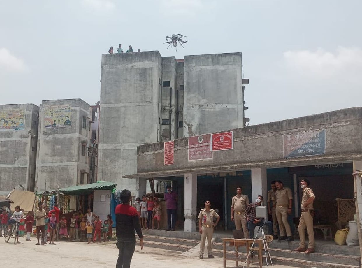 No trace of missing children, drones are flown