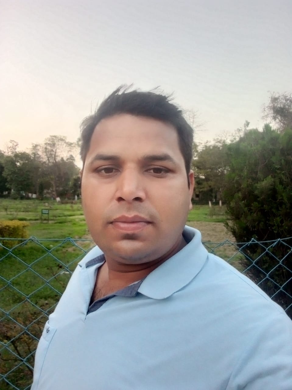 constable commits suicide by shooting himself with a government rifle