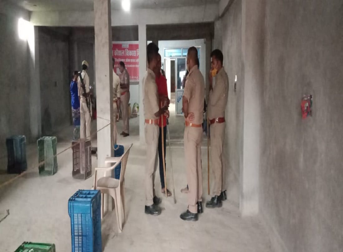 travel agent shot dead in mau in his office fear in people after this murder case