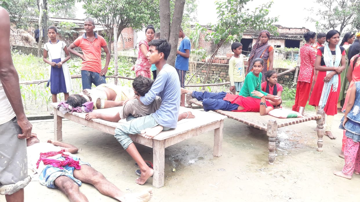 fight in two party, six injured