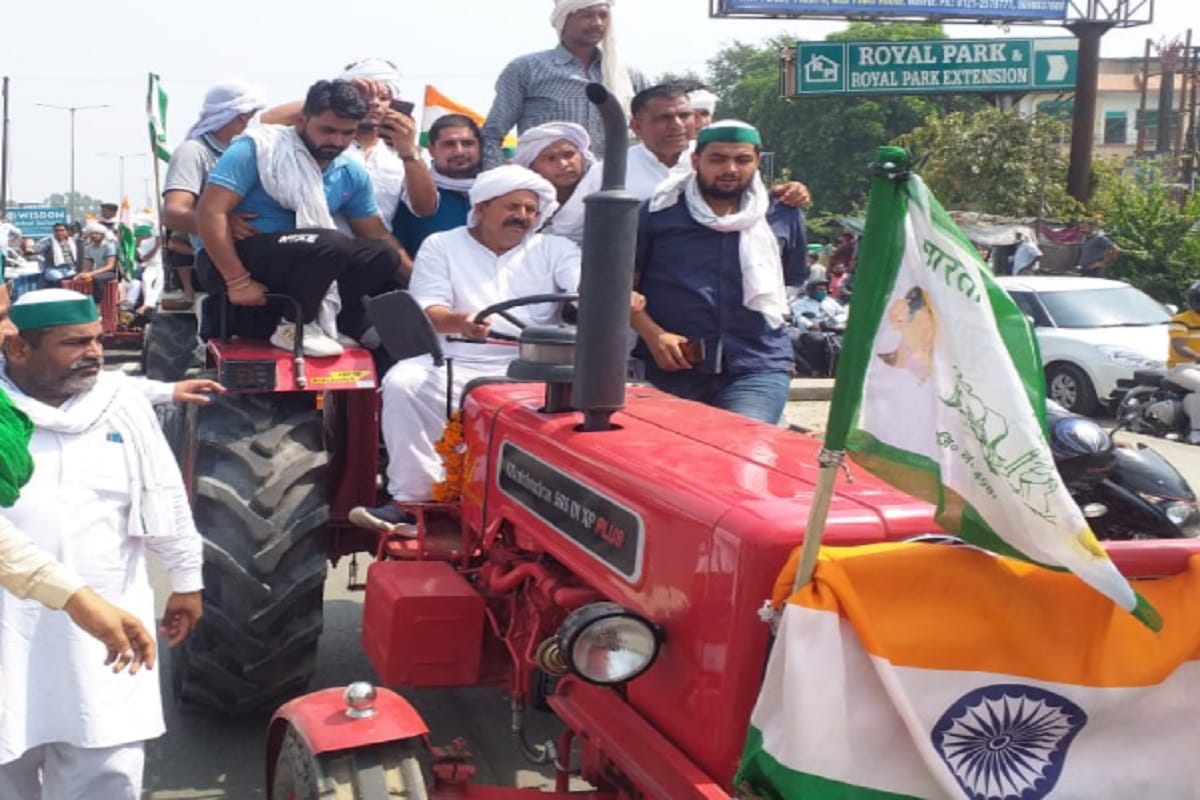 Farmers Protest Update: BKU President Naresh Tikait Said If Govt Gives Authority to Agriculture Minister, Then The Decision Will Be Taken