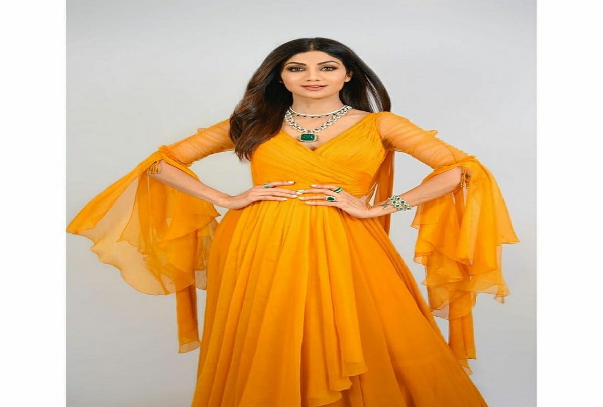 shilpa shetty latest photos in yellow dress