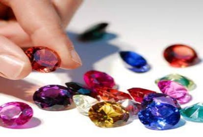 Ratna Sansar Never wear these gemstone together, it brings bad luck and ill effects remain for life