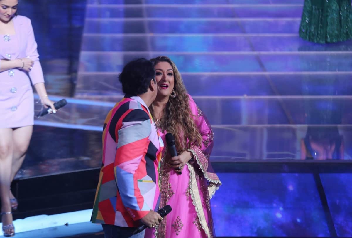 Zee TV Indian pro music league paid a special tribute to superstar Govinda having Govinda special episode