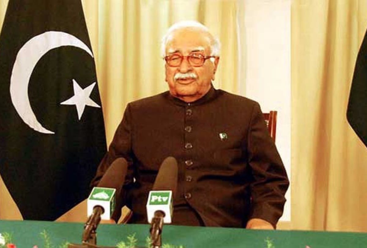 Former caretaker prime minister Mir Hazar Khan Khoso passes away