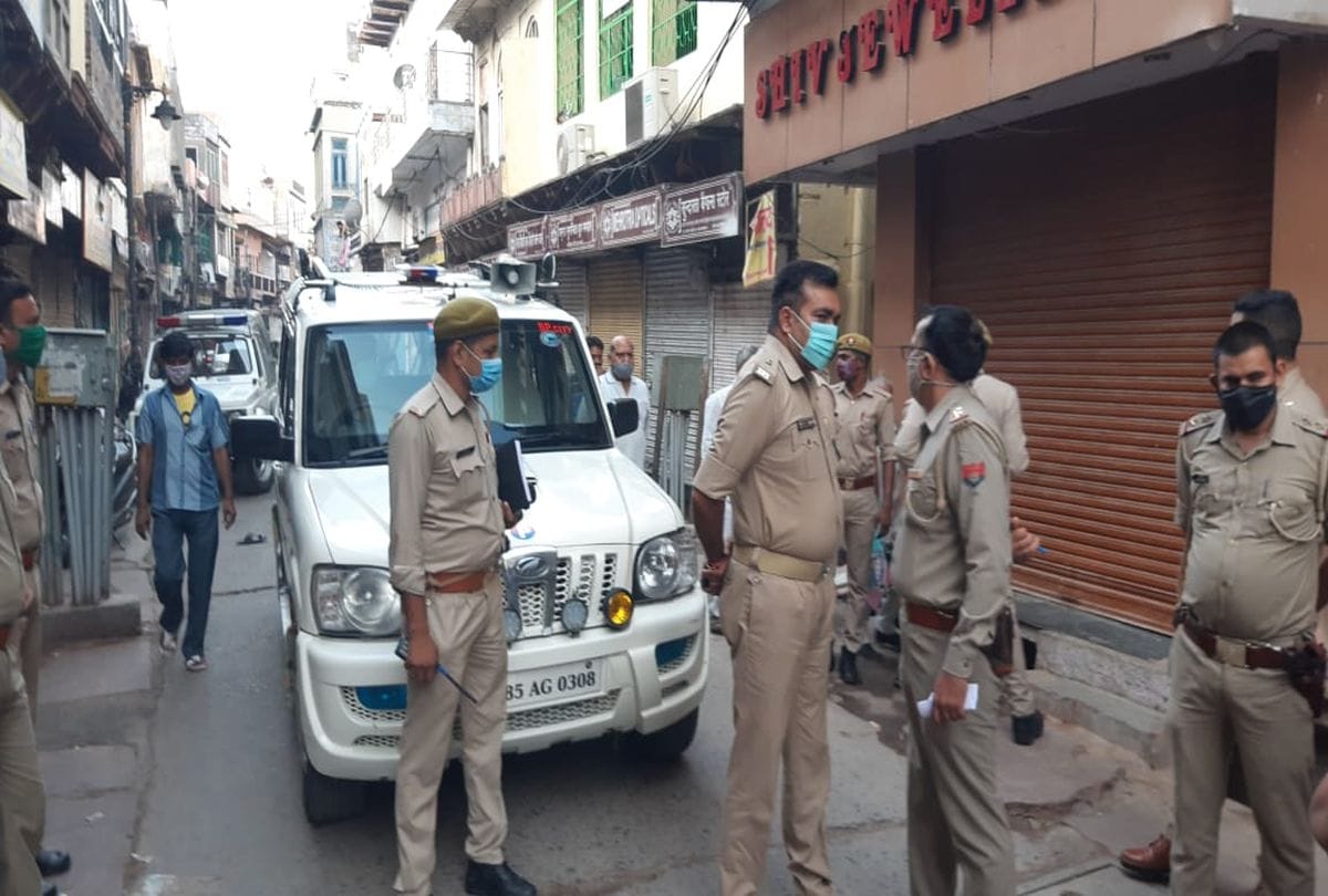 miscreants shot the man after chain loot from woman in mathura