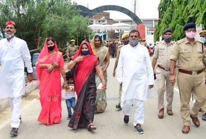 BJP SP candidates nominated for post of zila Panchayat Adhyaksh in siddharthnagar