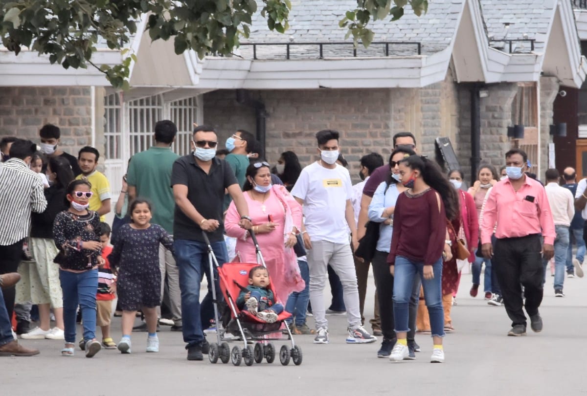 Himachal packed with tourists on the first weekend after the condition of e registration is removed