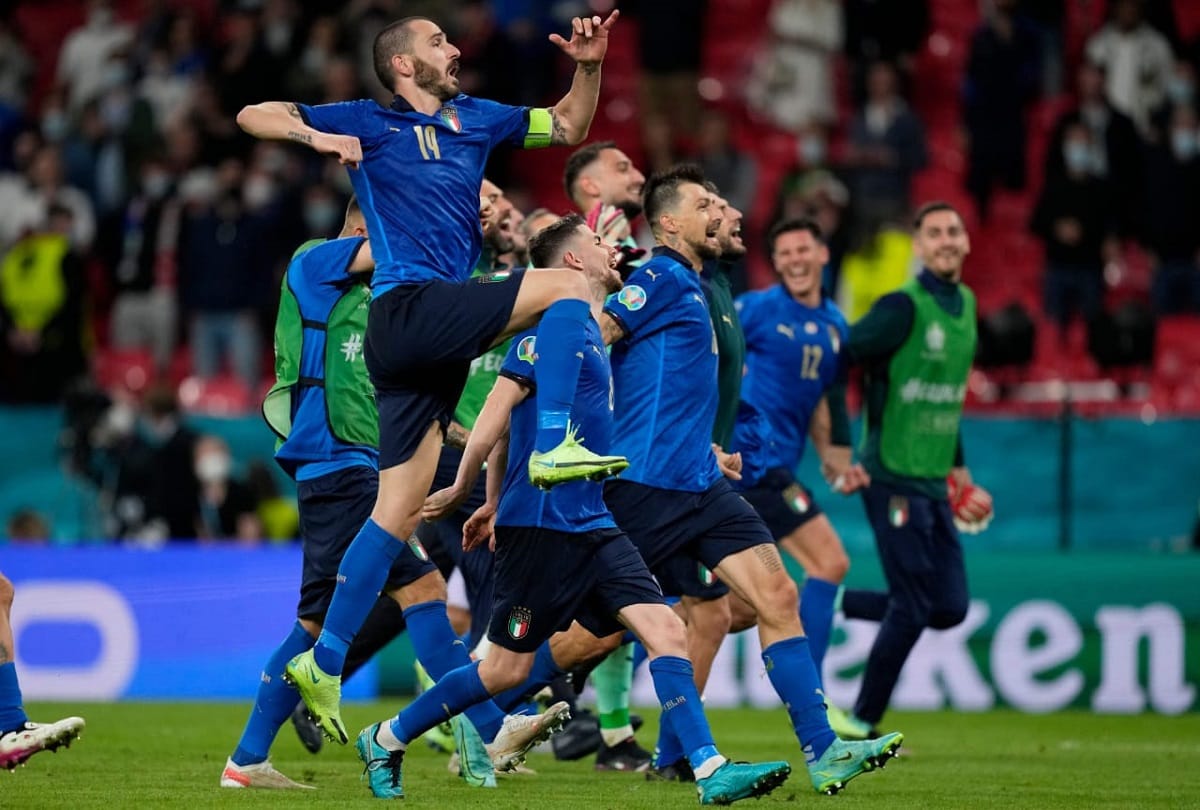 Euro 2020 Italy beat austria by 2-1 and enters quarterfinals during euro cup match