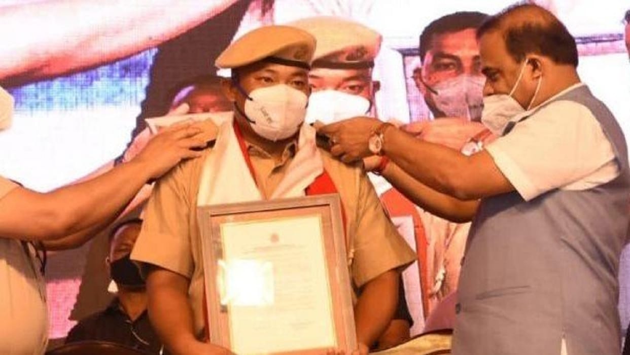 Home guard gets reward for honesty by CM Biswa Sarma appointed constable in Assam