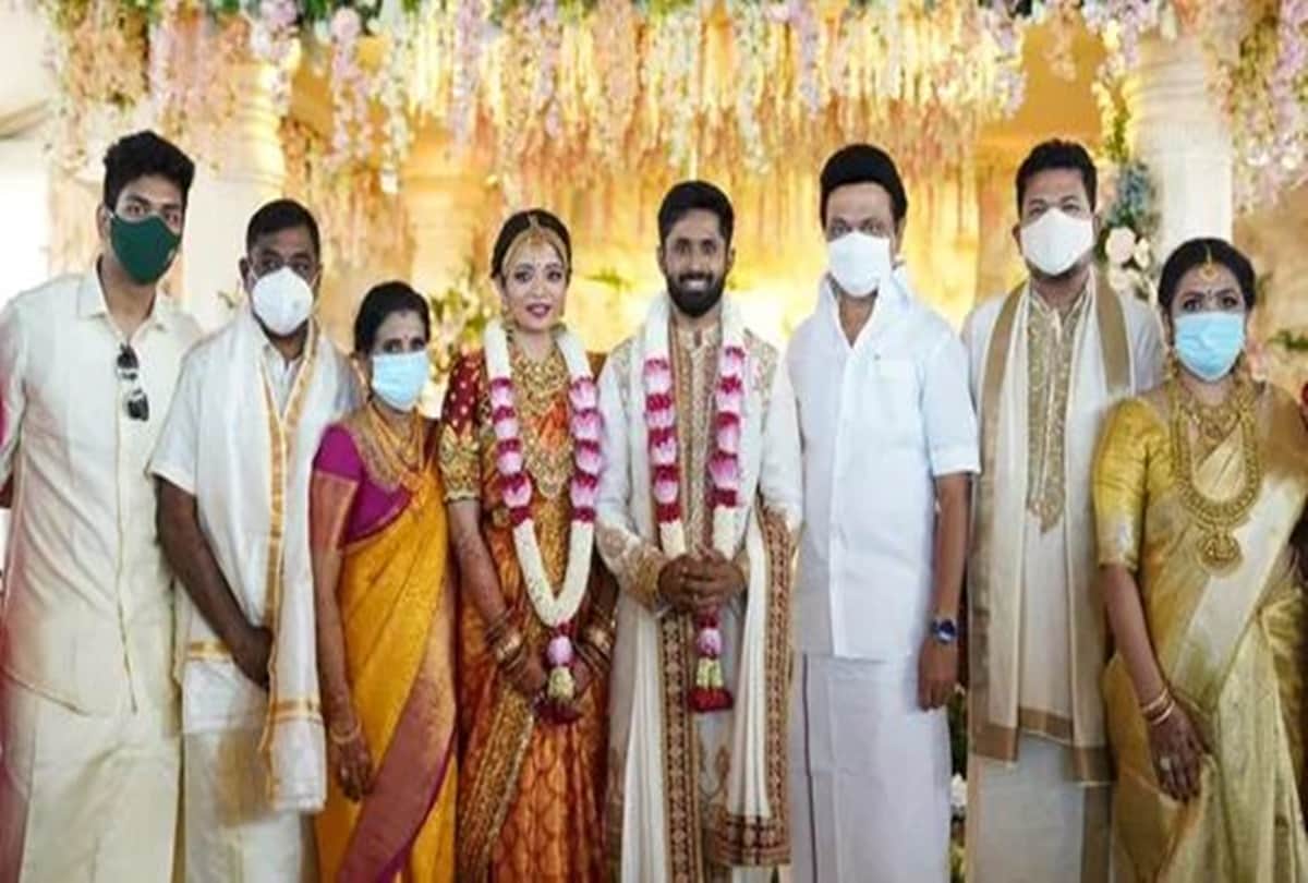 Filmmaker Shankar daughter Aishwarya tie knot with Rohit Tamil Nadu cm MK Satlin attends see photos