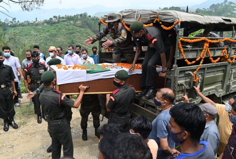 Uttarakhand News: Martyr mandeep Negi Funeral in Kotdwar Emotional Photos