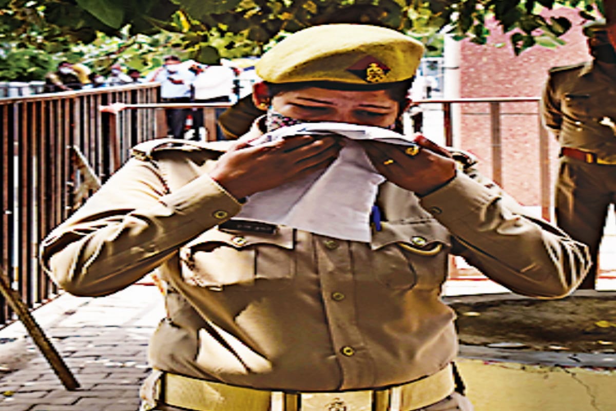 lady inspector wept in court campus