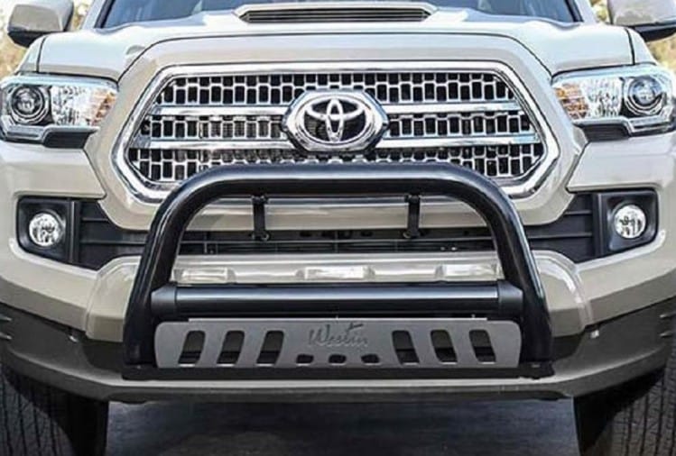 जान को खतरा और गैरकानूनी भीजानें भारतीय कारों में बुल बार और क्रैश