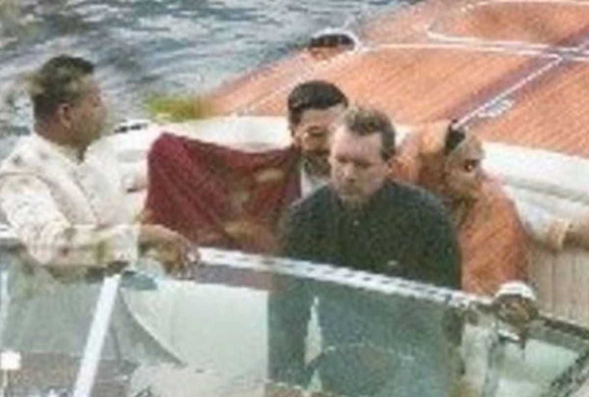 Ranveer Singh Deepika padukone unseen wedding photos goes viral on internet