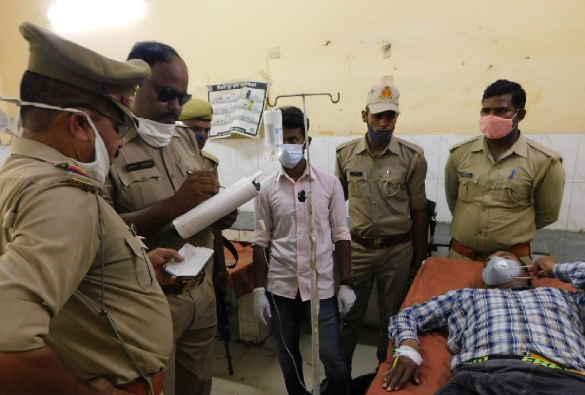 Loot with a man in ambedkarnagar.