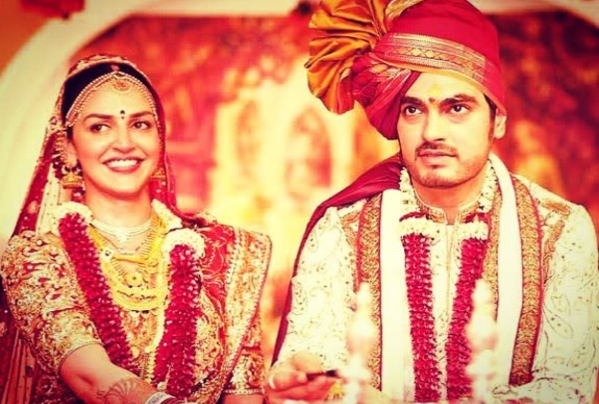 Throwback Thursday when Dharmendra Angry on Esha Deol Marriage Ceremony Know reason here