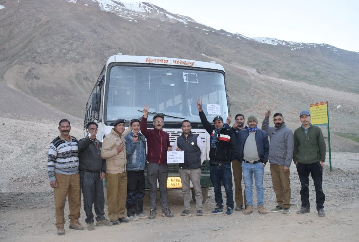 HRTC bus trial to tourist destination chandratal lake from manali