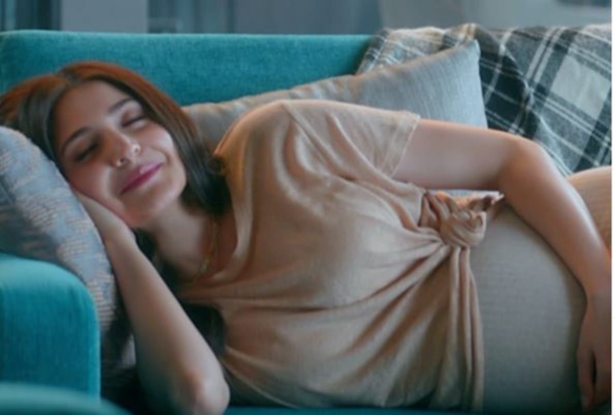 Anushka Sharma announces to sale her maternity clothes for charity sale