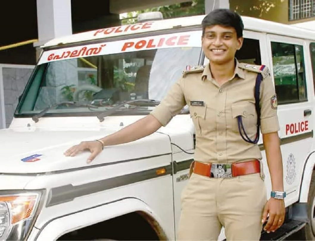 Kerala: a Success story of Annie Siva, a woman police sub inspector of Kerala Police