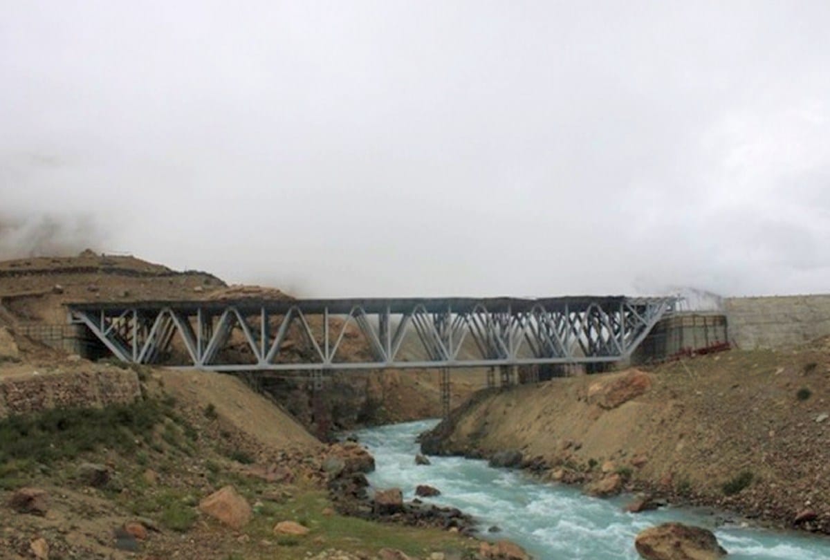 Nine double lane bridges will be built on the strategic Manali-Leh road, the army's logistics will reach the border easily