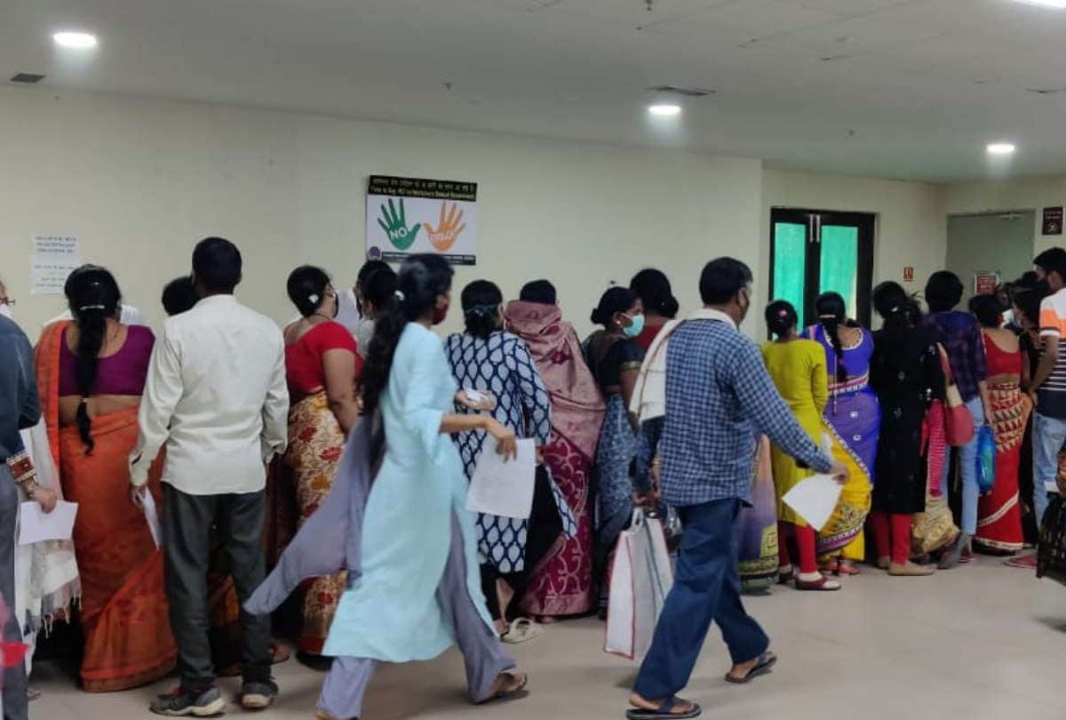 Gorakhpur AIIMS news stampede broke out due to more patients arrived in aiims