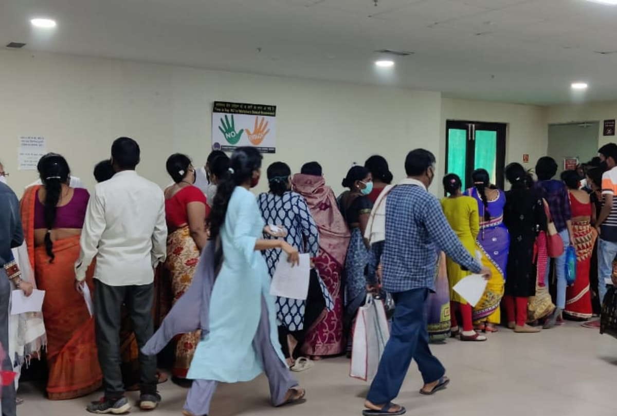 Gorakhpur AIIMS news stampede broke out due to more patients arrived in aiims